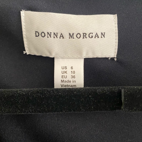 Cap sleeve, casual dress - Picture 2 of 3